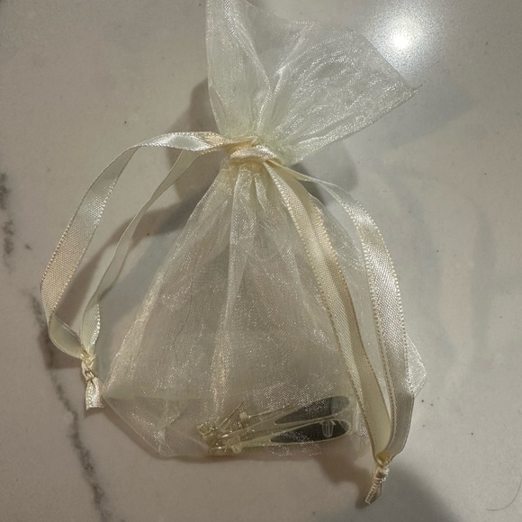 NWT Long Black Droplet Design Dangle Earrings 14K Gold Plated - Picture 9 of 9